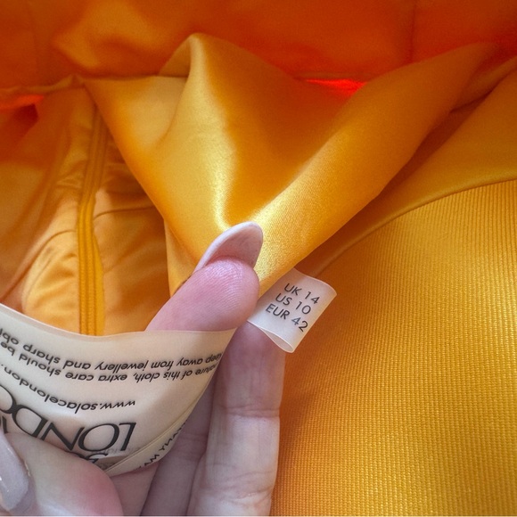 Solace London - The Tiffany Maxi Dress in Mustard - Picture 5 of 7